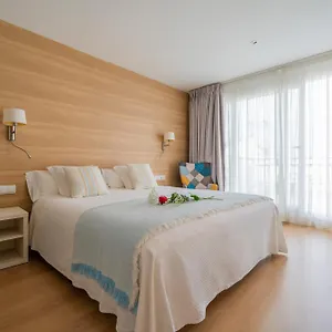 https://hostal-residencia-menurka.balearic-islands.net